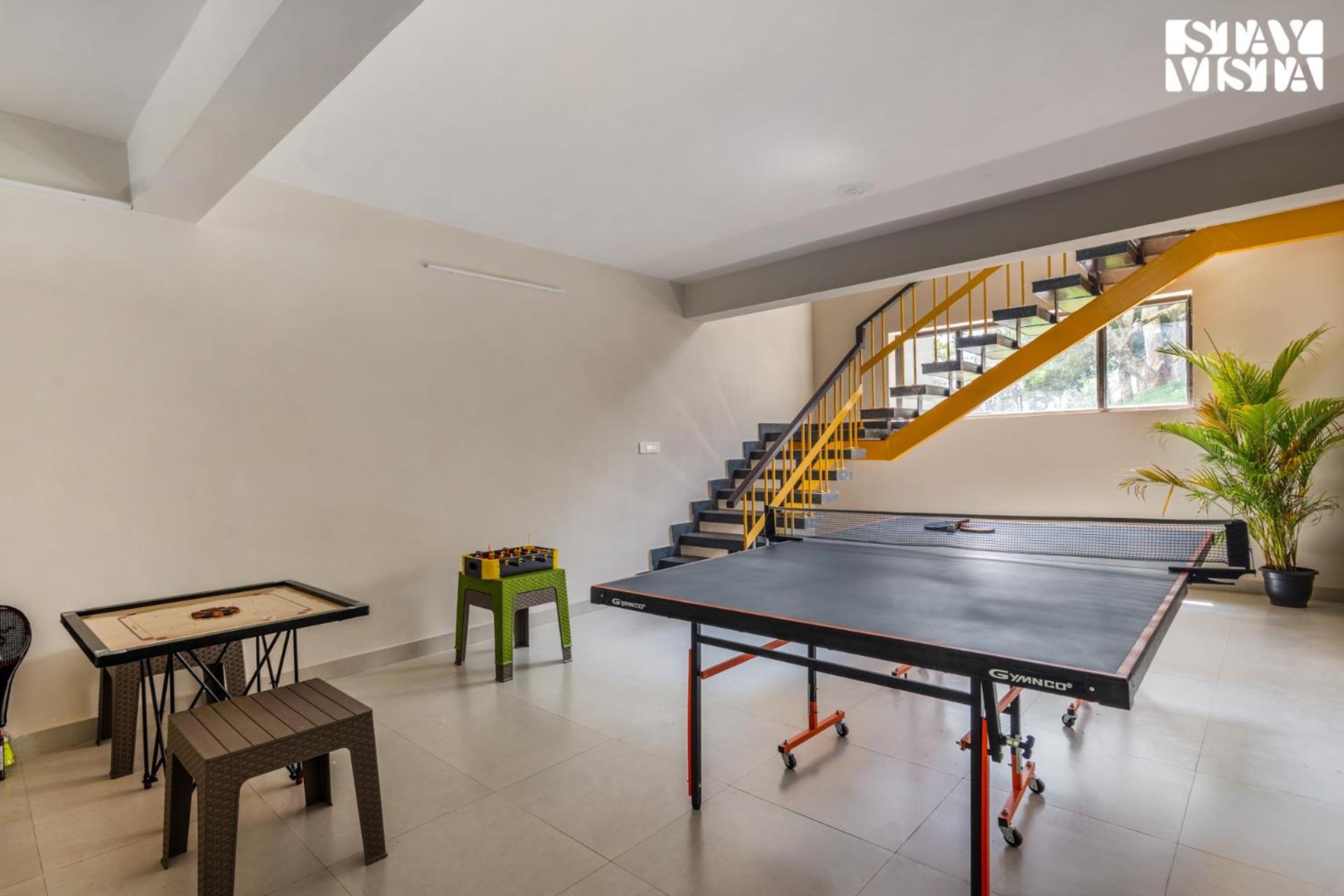 Stayvista At Aruvi With Bonfire, Lawn Villa
