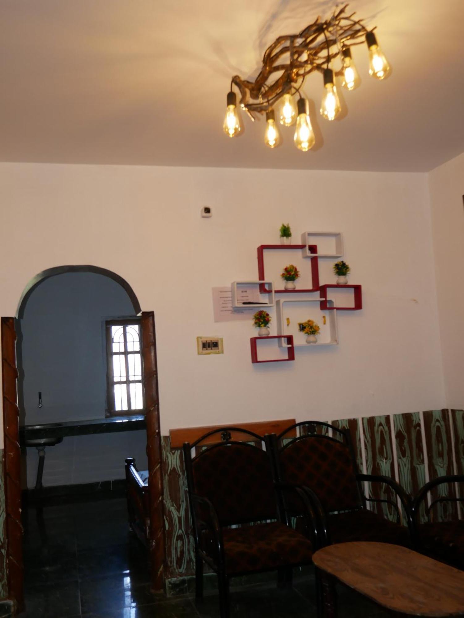 Kmt House * Ooty