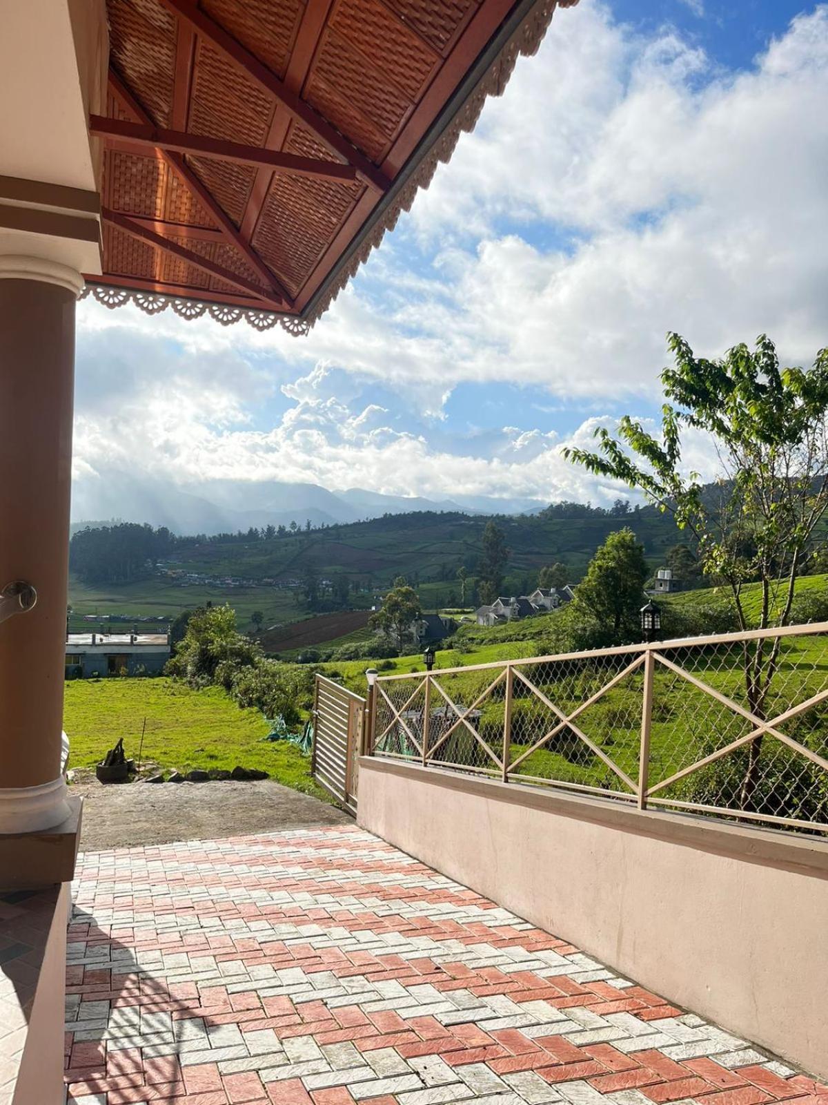 Mysterious Mountain Homestay Ooty