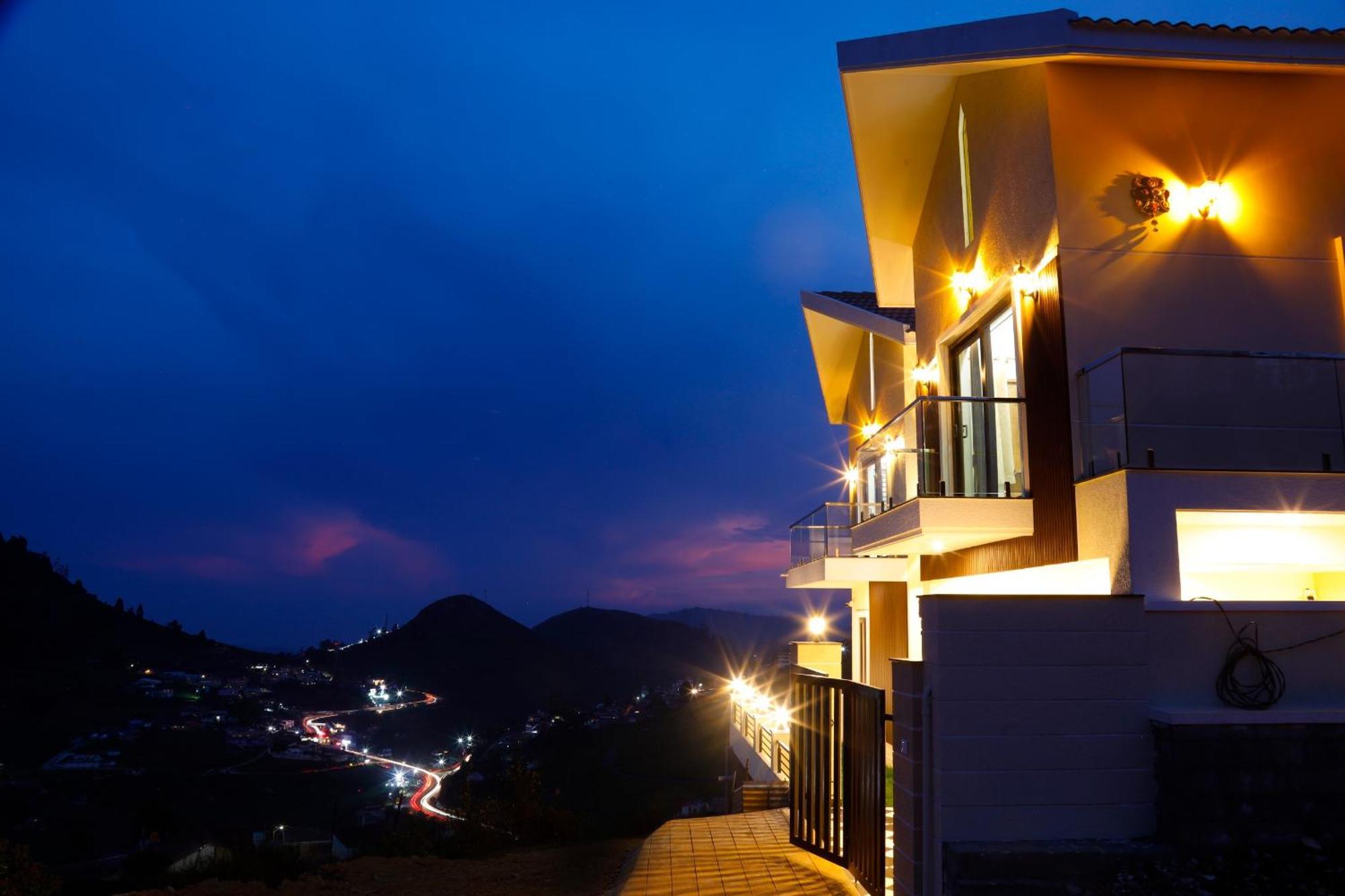 Hotel Flower 3*
