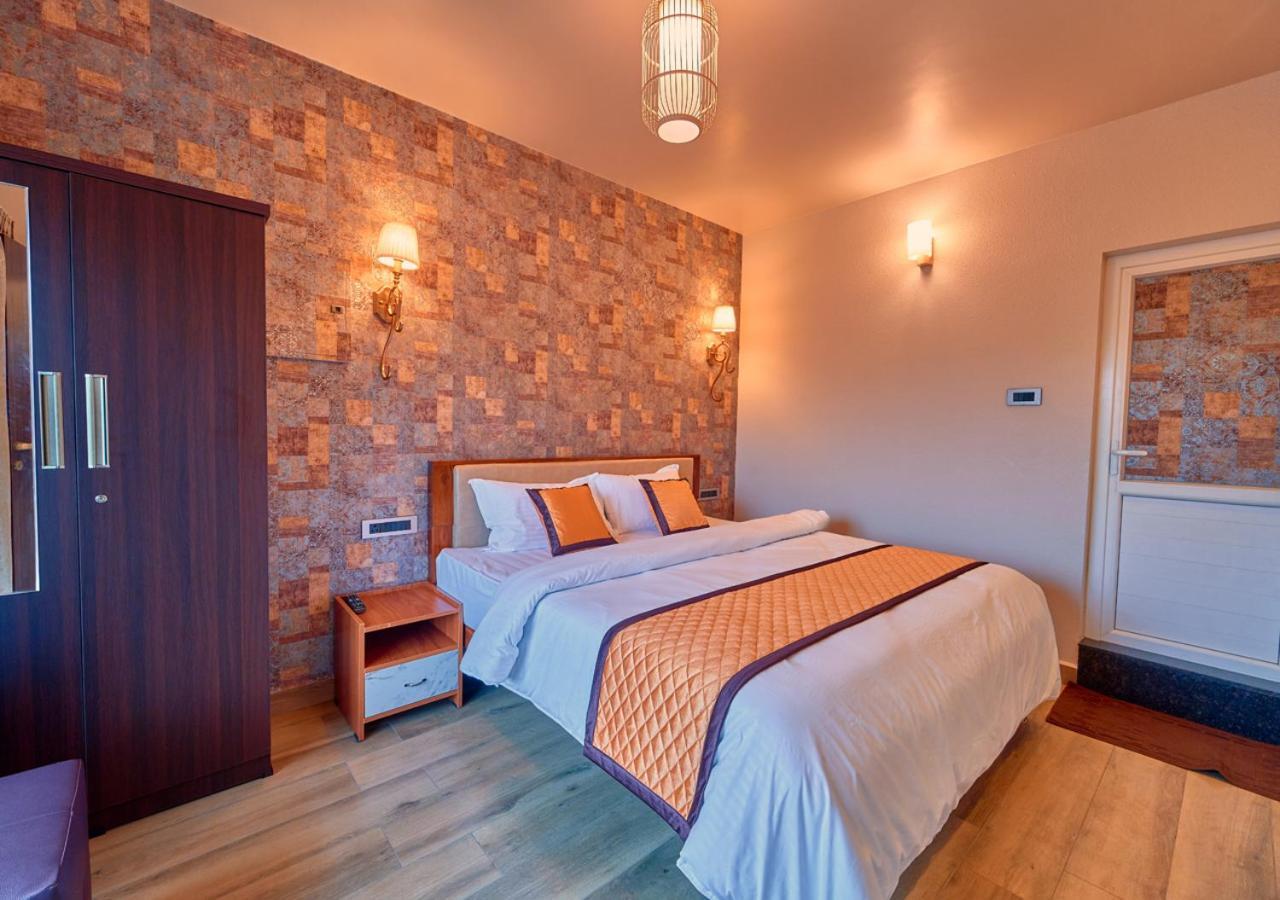 Blossom Retreat By Voye Homes Resort *