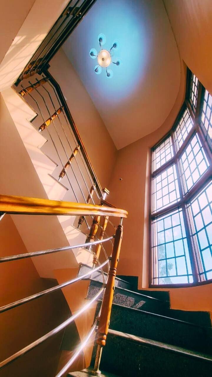 Villa Rail Ridge Luxury Golden Chariot Ooty
