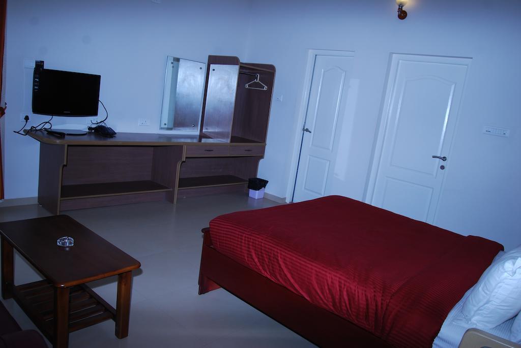Hotel Palve Sugavasam Ooty