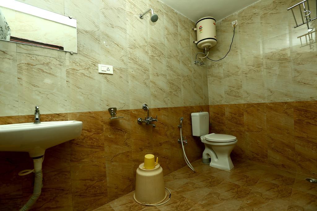Al Woodlands Residency 3* Ooty