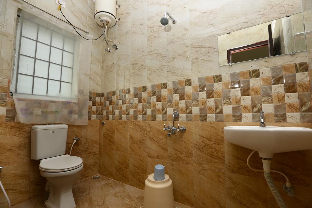 Al Woodlands Residency 3* Ooty