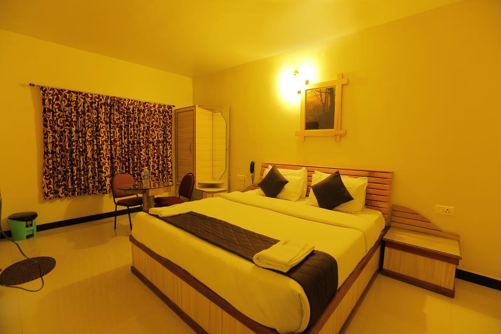 Al Woodlands Residency Ooty