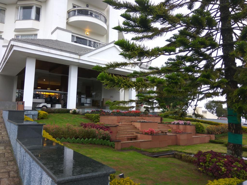Sterling Fern Hill Resort 5*
