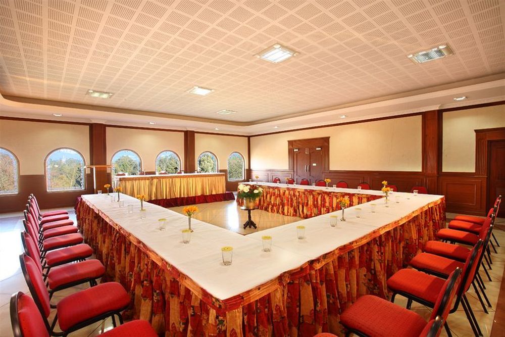 Lakeview Resort Ooty