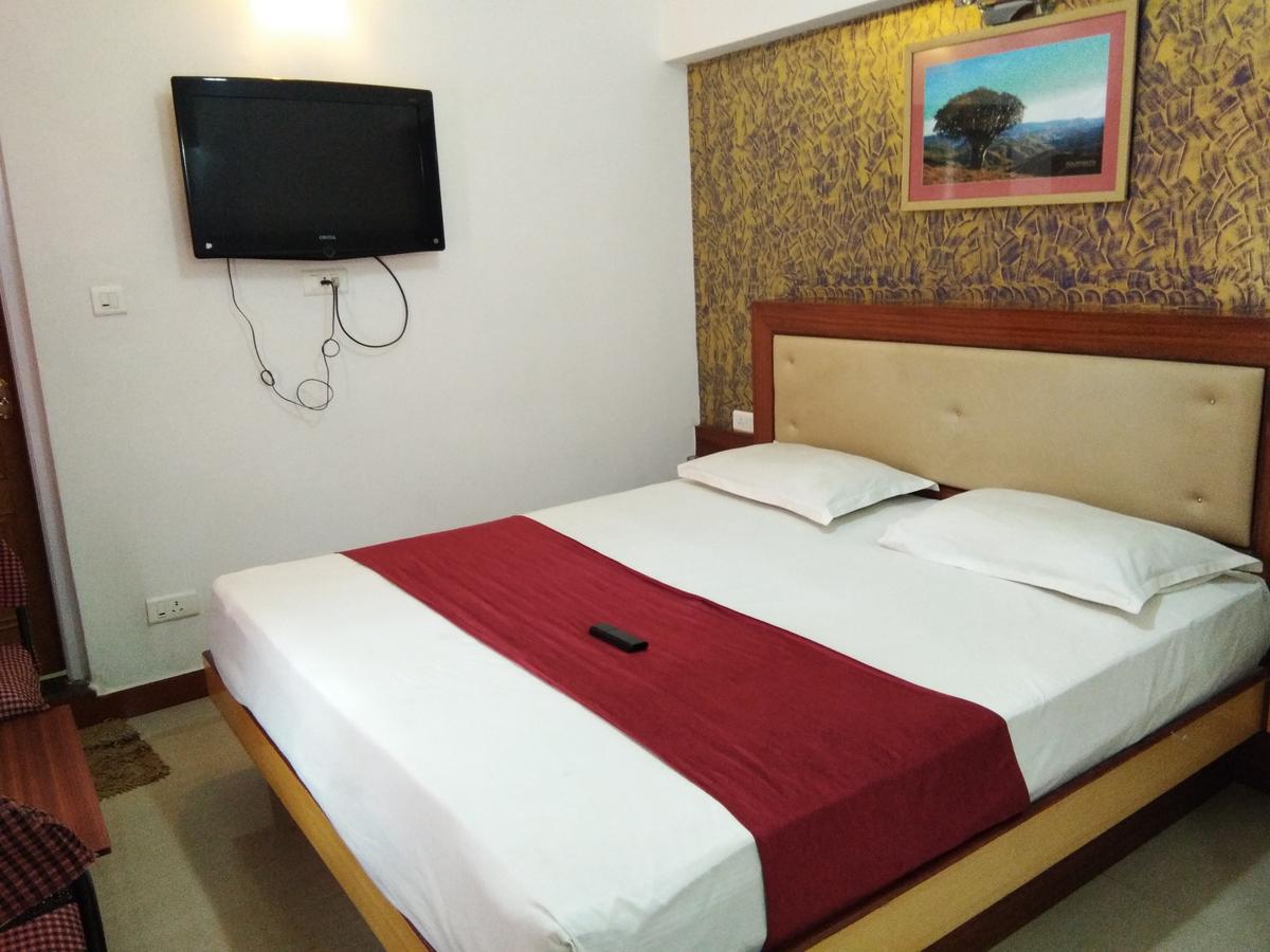 Resort Park Side Residency 2*