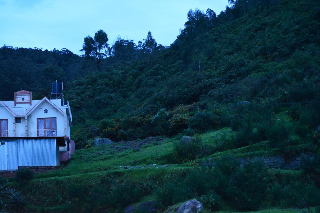 The Conerstayz Bed & Breakfast Ooty
