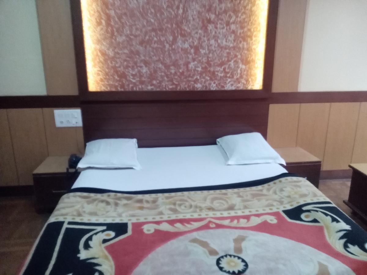 Hotel Shiv Shanthi Ooty