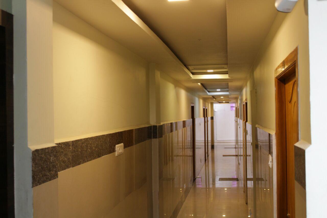 Ajay Residency Hotel *
