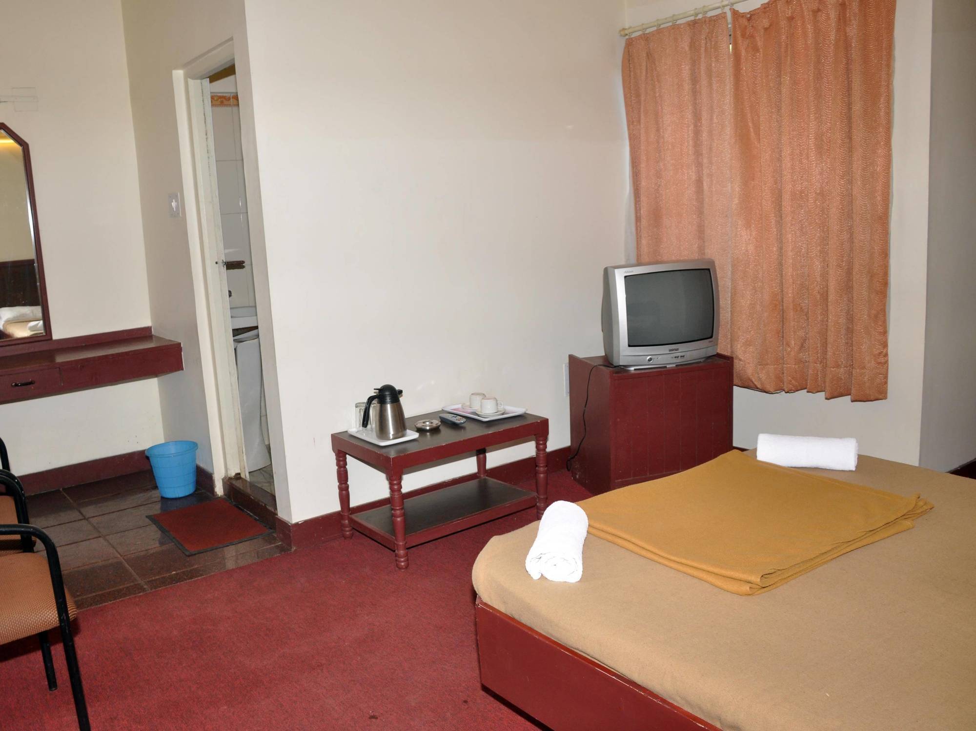 Blue Hills International 4*
