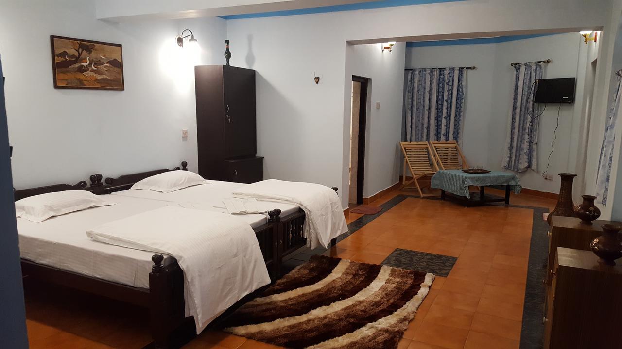 Hotel White House ,ooty *