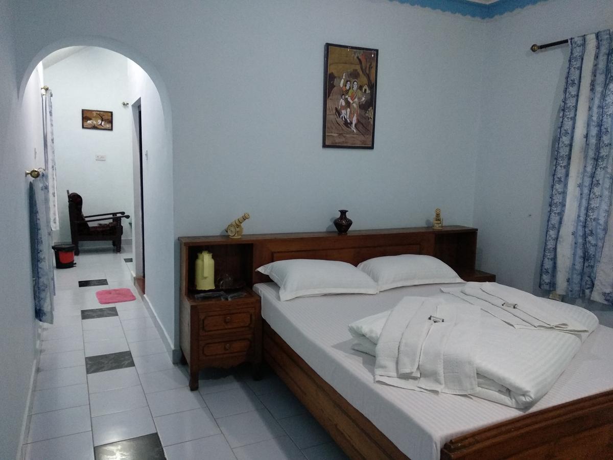 White House ,ooty Hotel