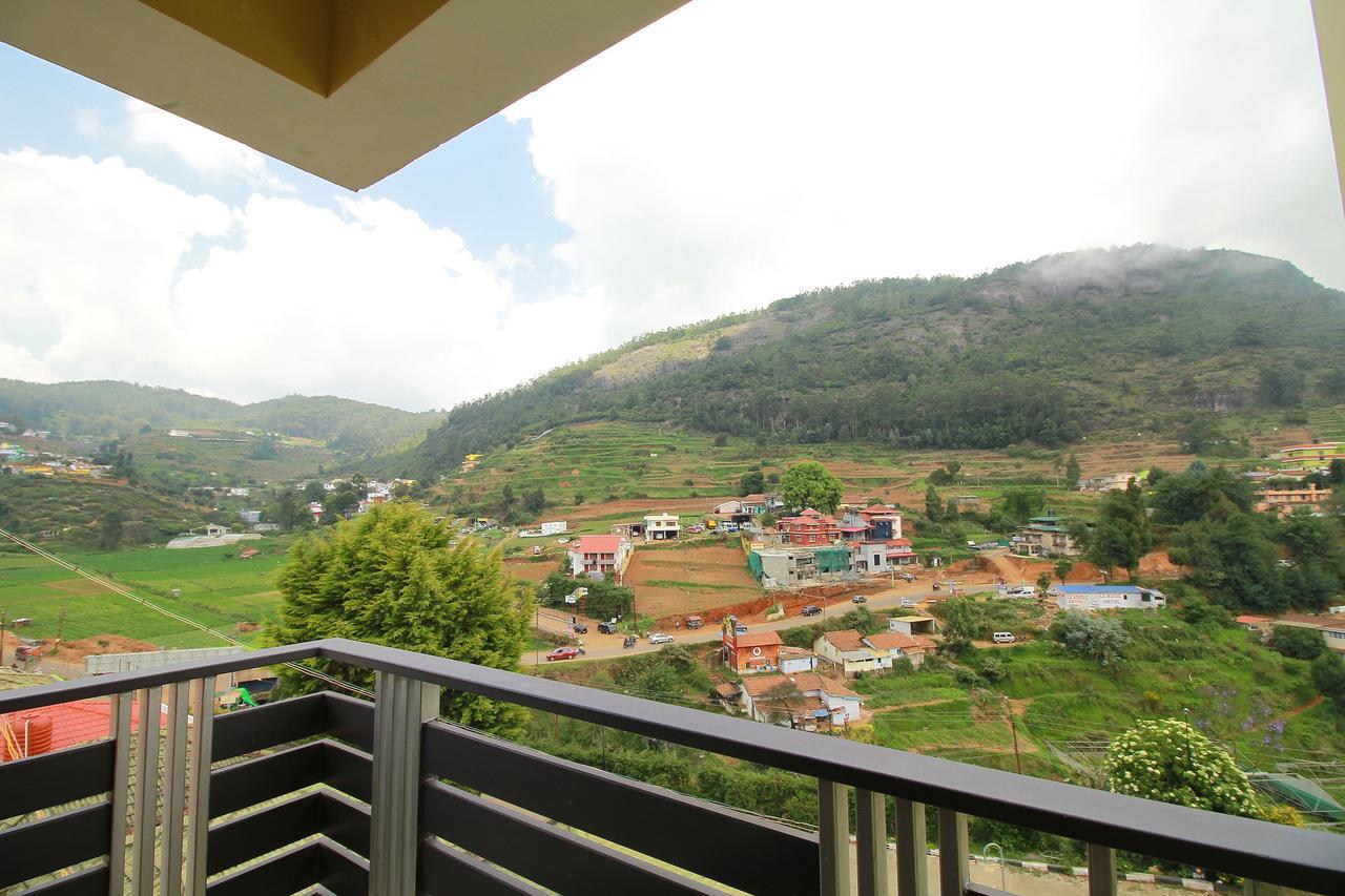 Oyo 14240 Mohan Residency Hotel