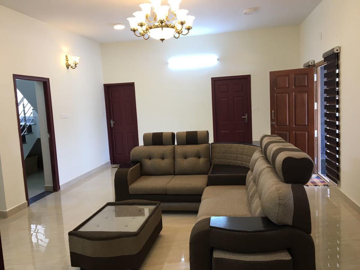 Hotel Armster Palace 2*