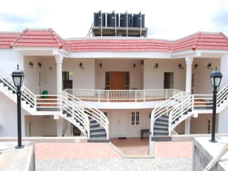 Palve Sugavasam Hotel Ooty