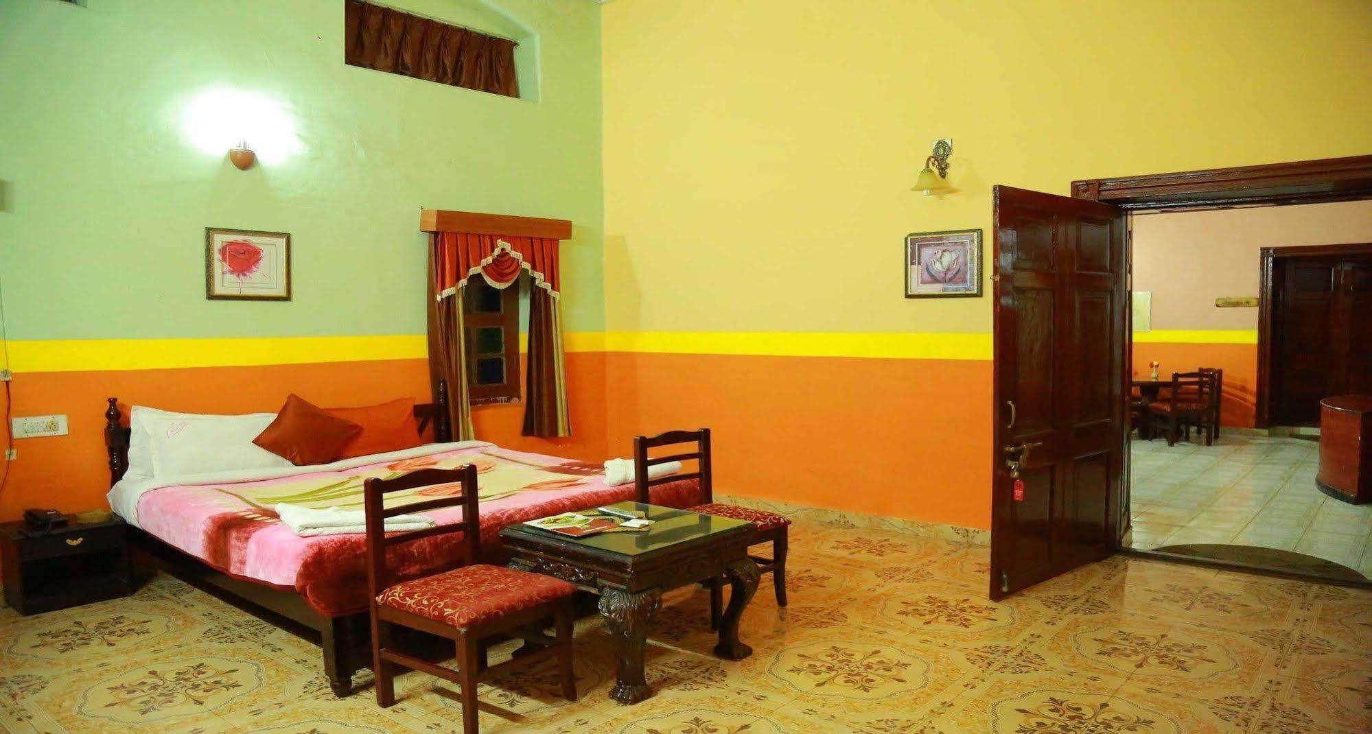 Resort British Cliff Club Ooty