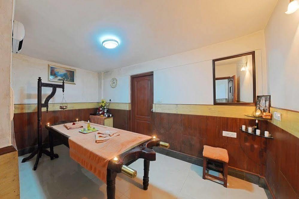 Ponmariresidency Hotel