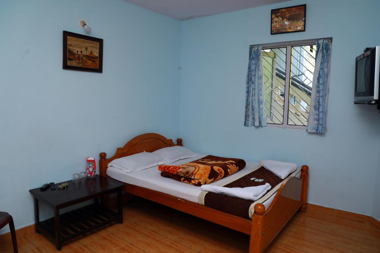 White House ,ooty Hotel