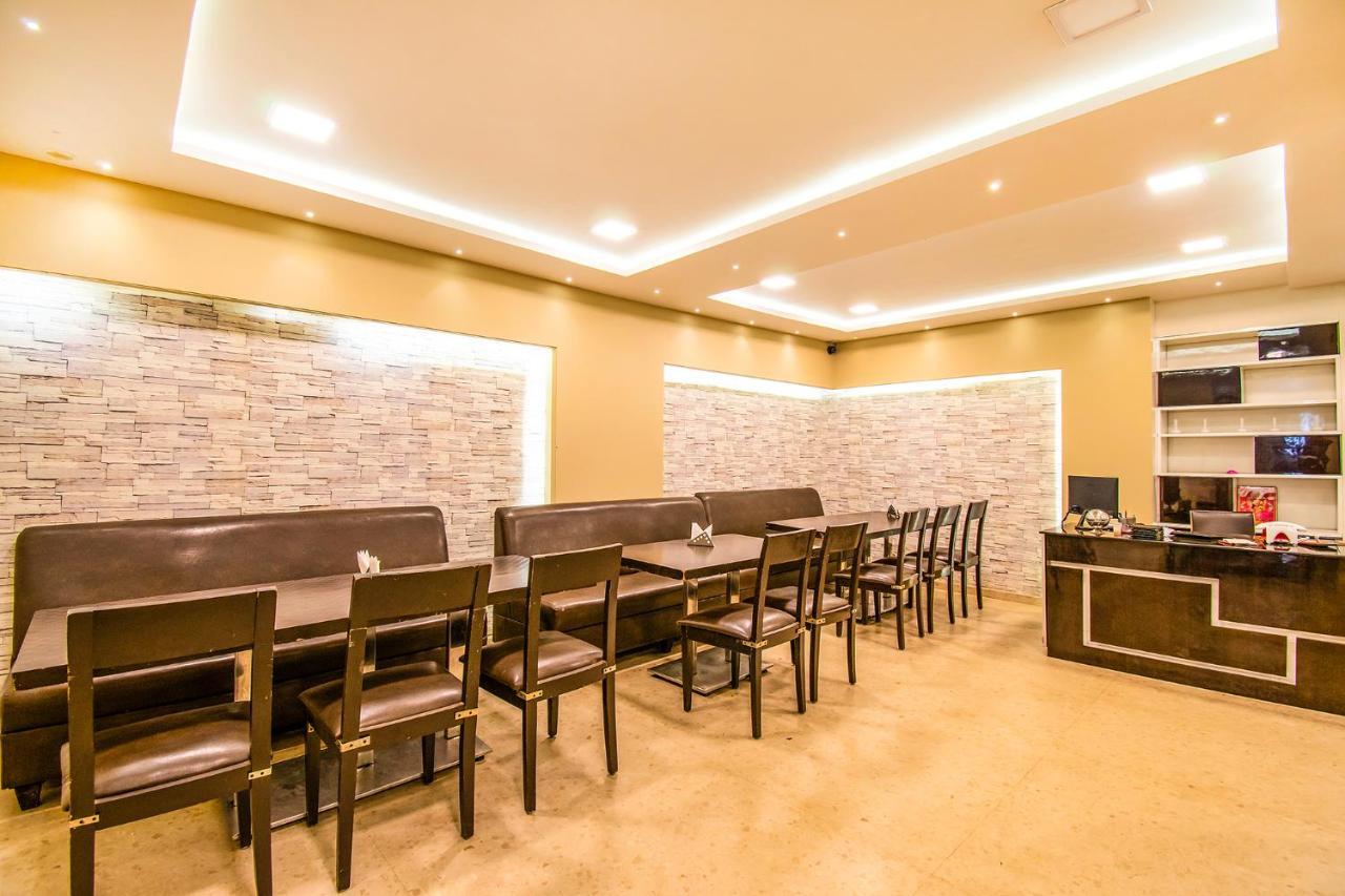 Fabhotel De Santosh Residency Ettines Road Hotel 3*