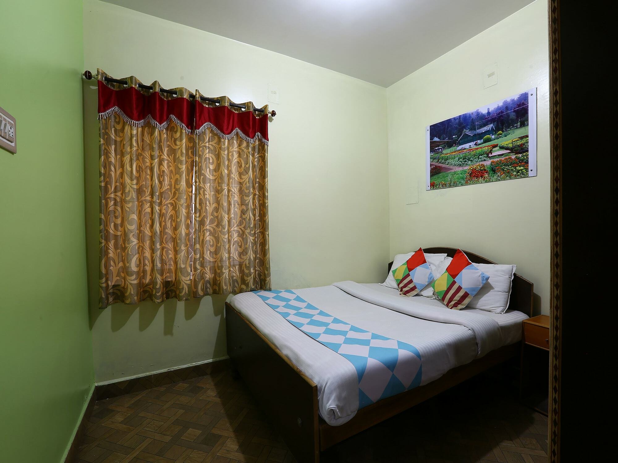 Oyo 19919 Mountain View 2bhk * Ooty