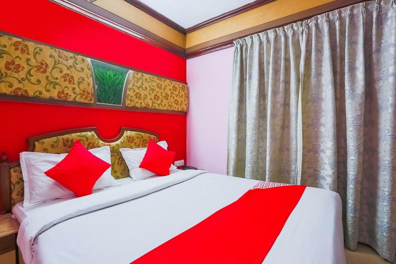 Oyo Flagship 24364 Shiv Shanthi Grand