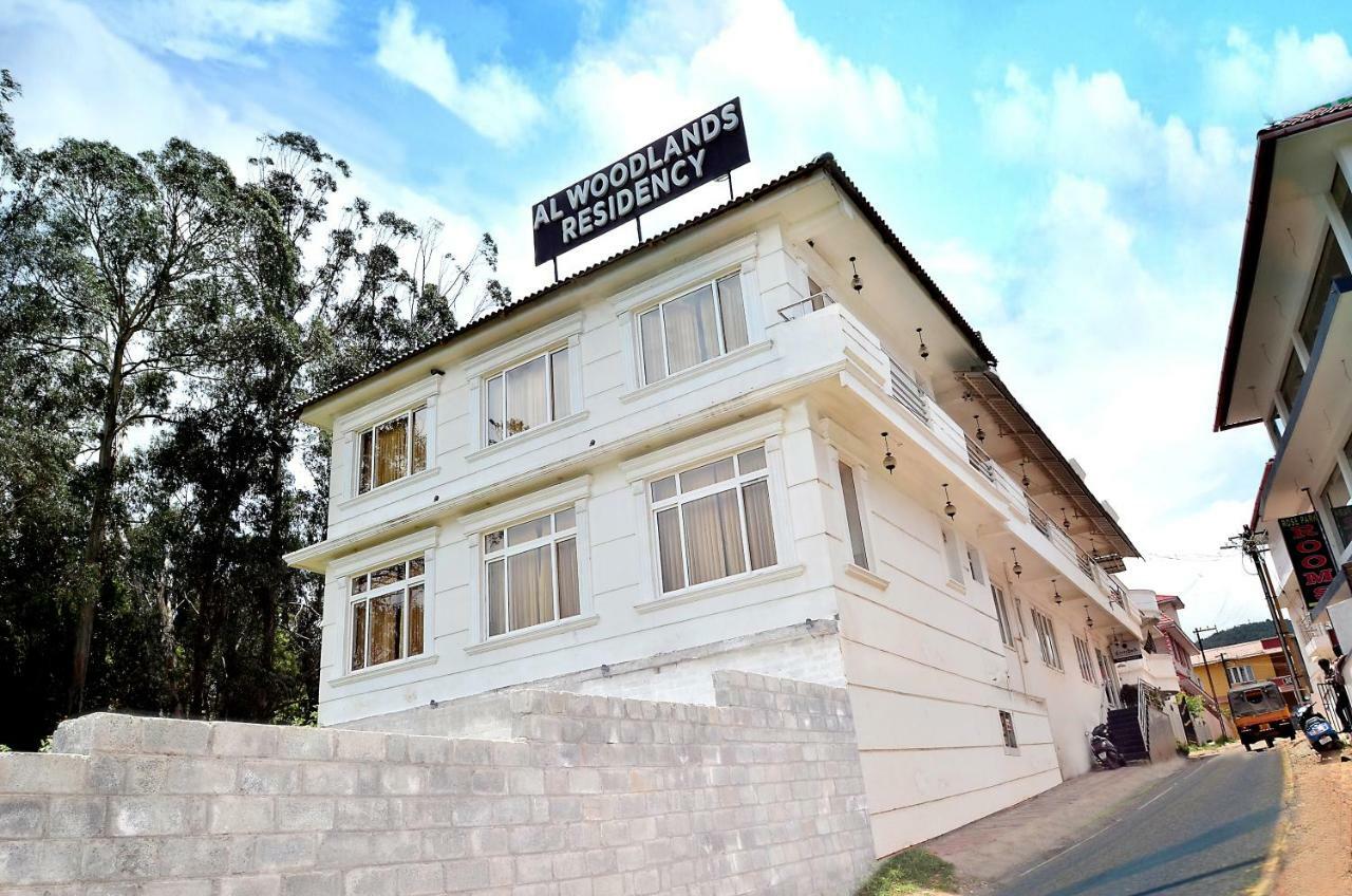 Hotel Al Woodlands Residency