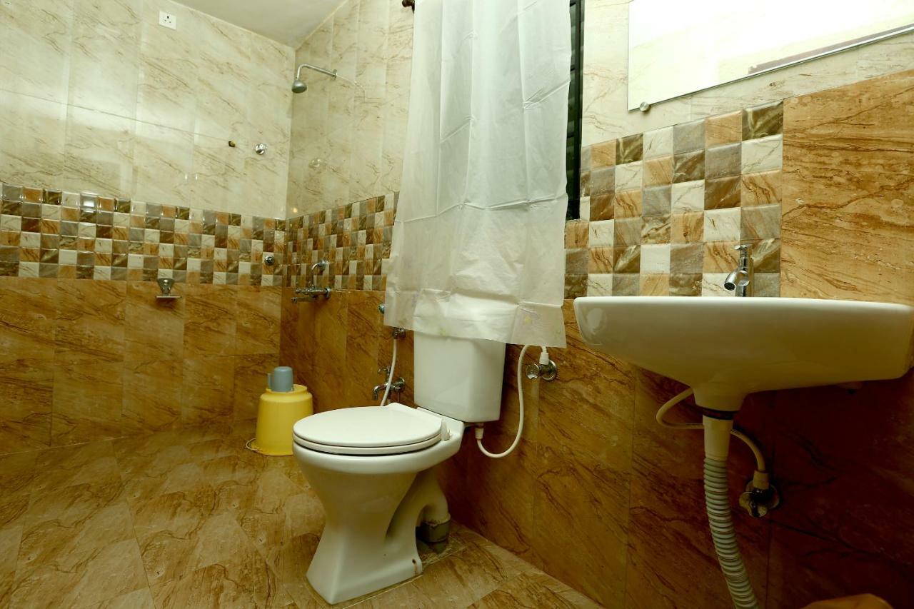 Al Woodlands Residency Hotel