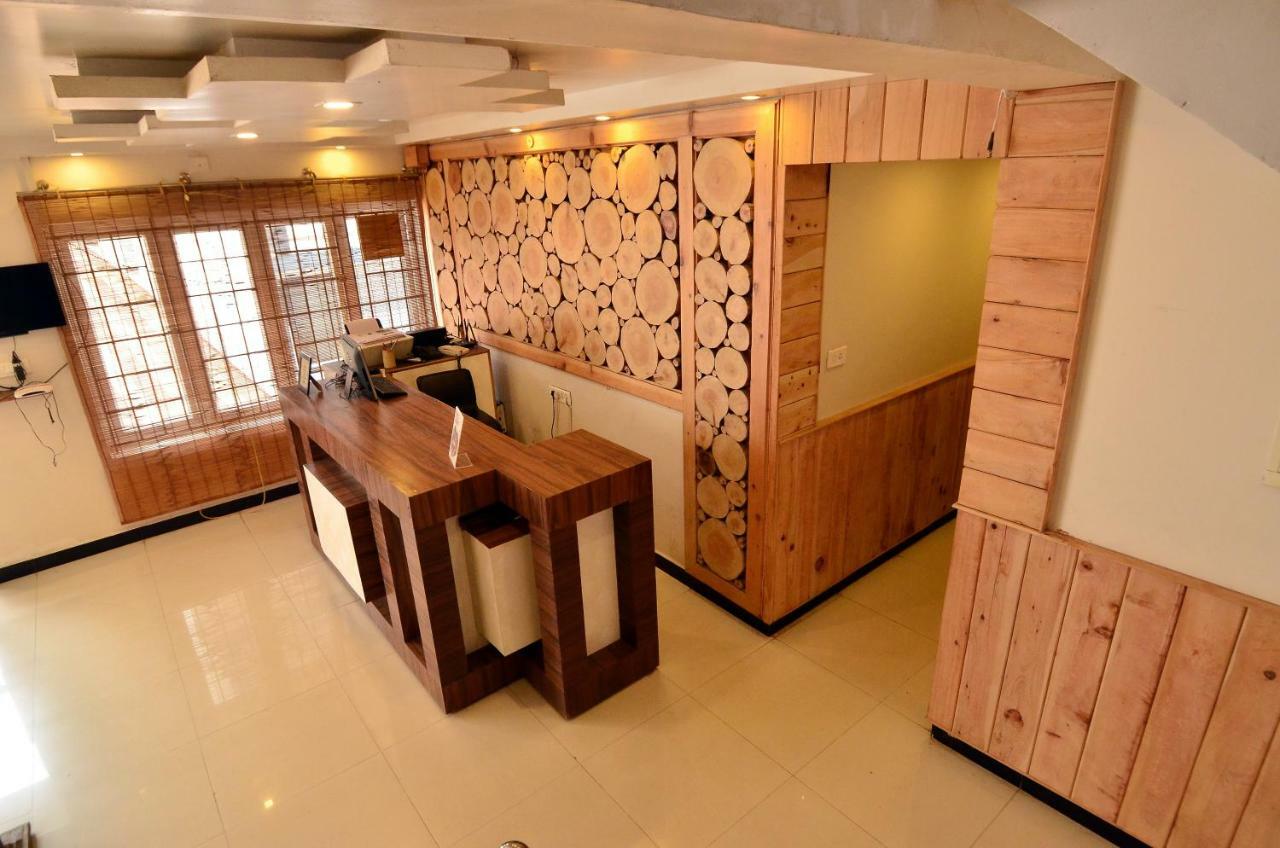 Al Woodlands Residency