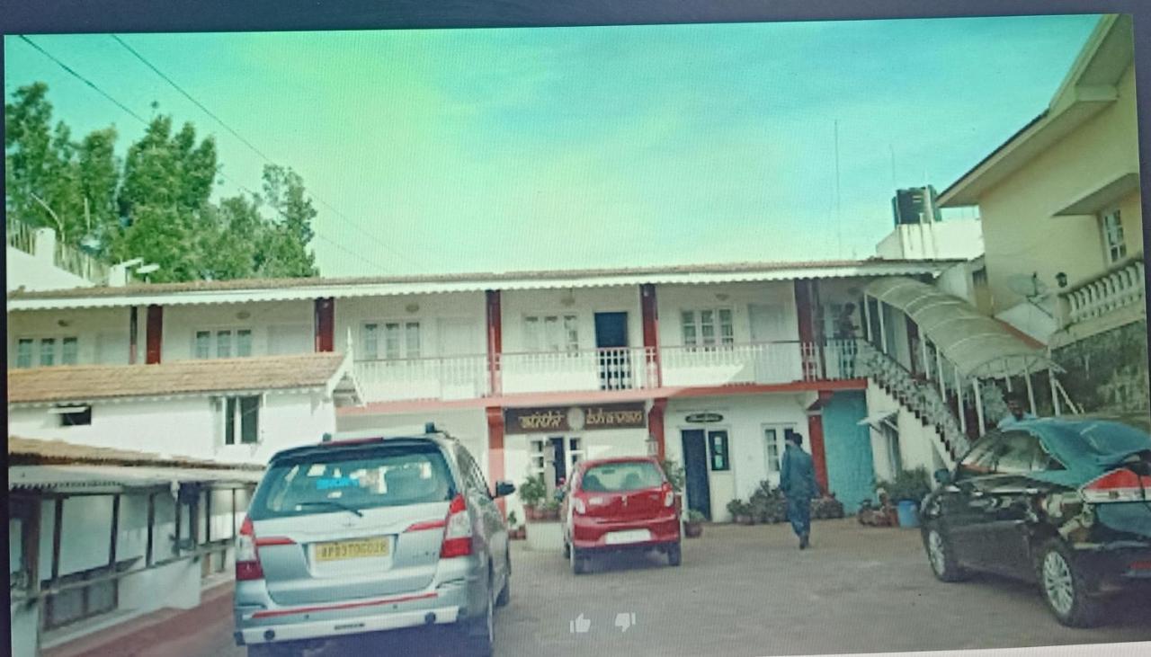 Vasista's Atithi Bhavan Hotel
