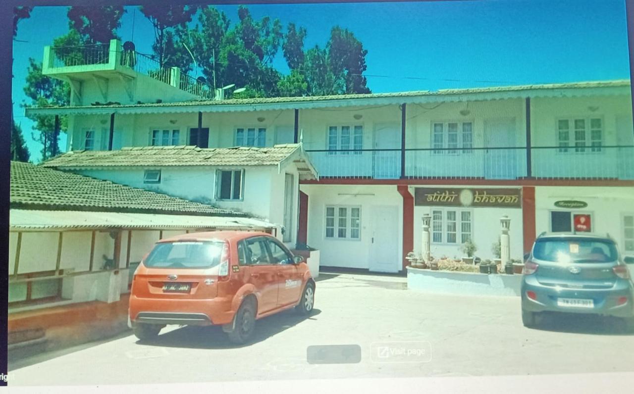 Vasista's Atithi Bhavan 2*