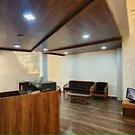 Sviksha Inn Ooty By Lexstays