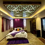 Magic Mist Resort