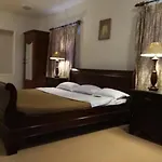 Mountain Top Holiday Home