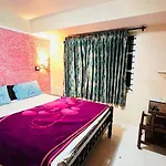Seven Hill Guest House