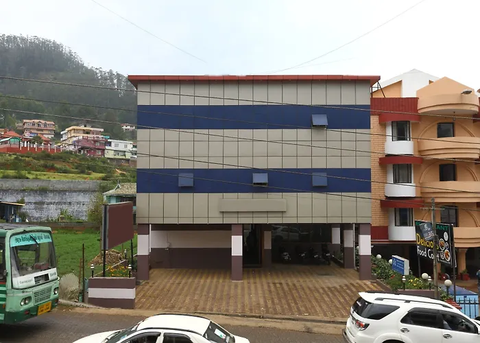 Oyo Rooms 074 Conoor Main Road