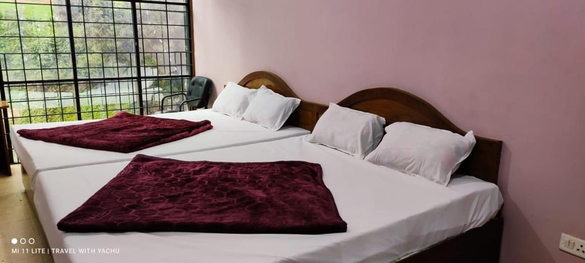 Nakshatra Guest house *