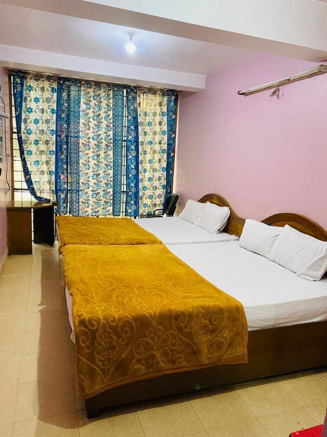 Nakshatra Guest house Ooty