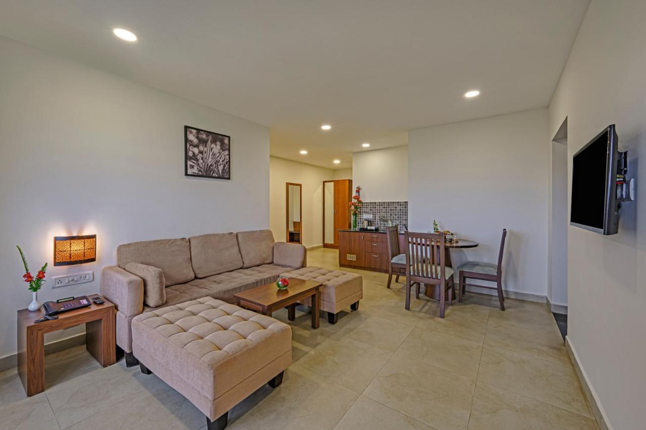 Sterling Fern Hill Resort 5*