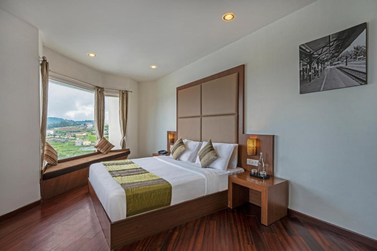 Sterling Fern Hill Resort 5*