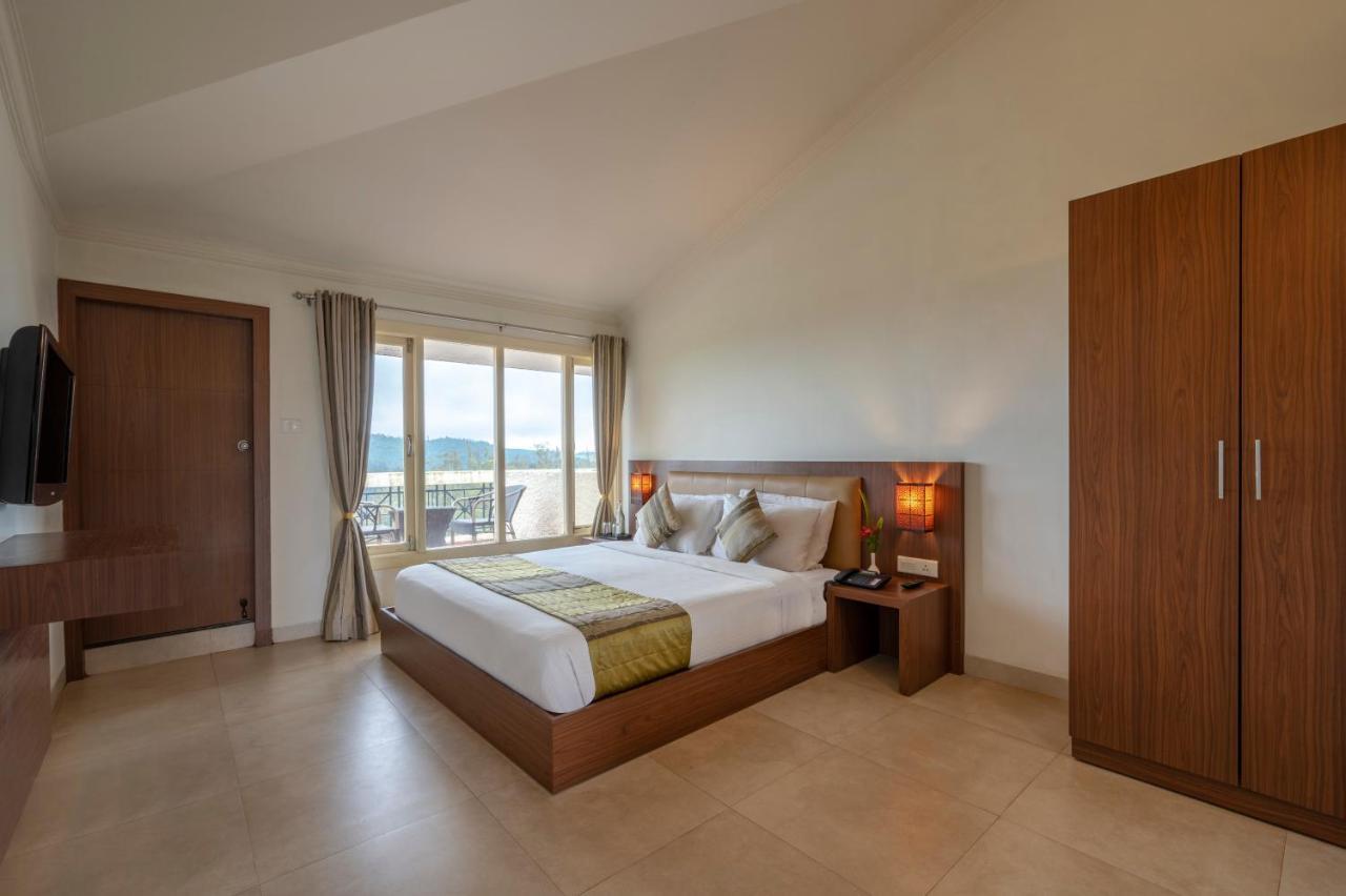 Sterling Fern Hill 5* Ooty