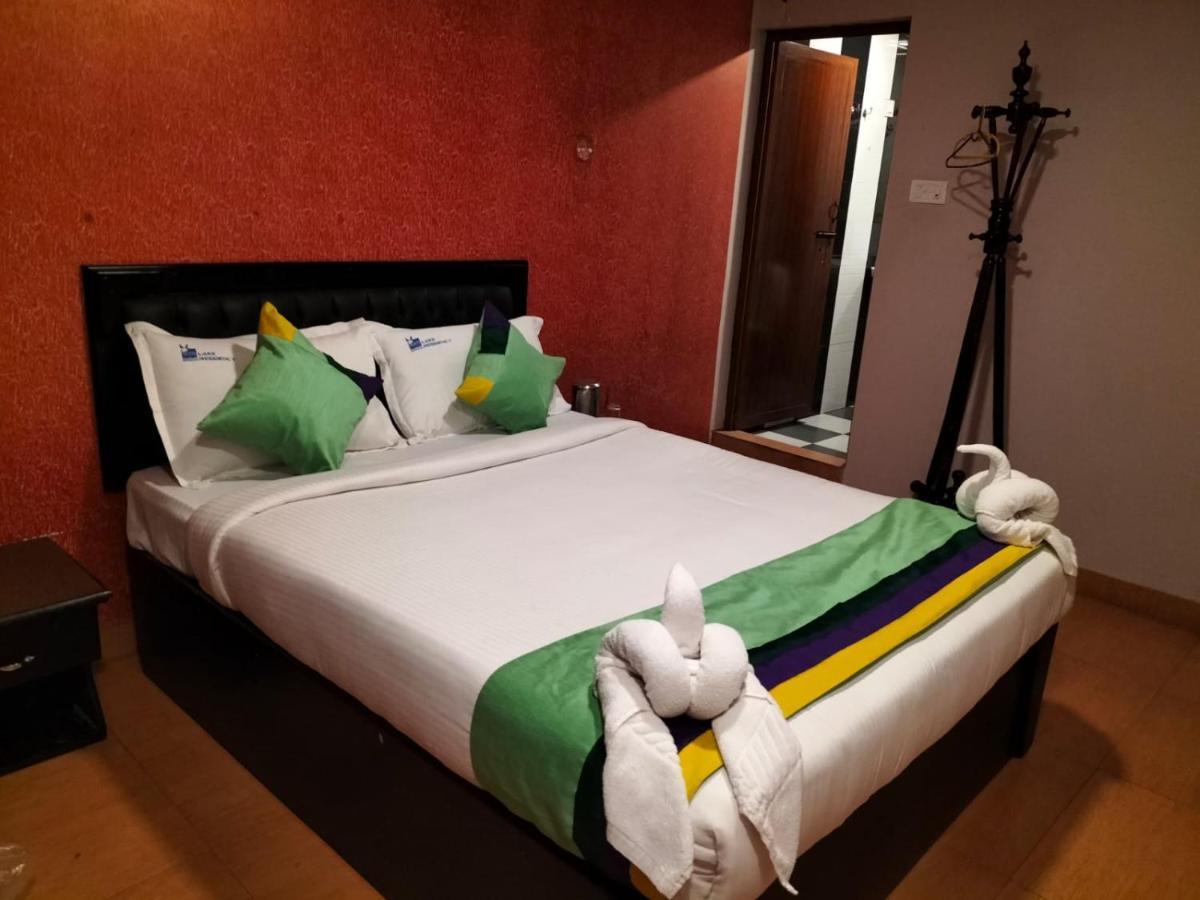 Hotel One Lake Residency Ooty