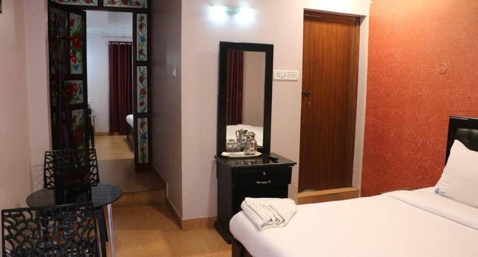 One Lake Residency Hotel Ooty