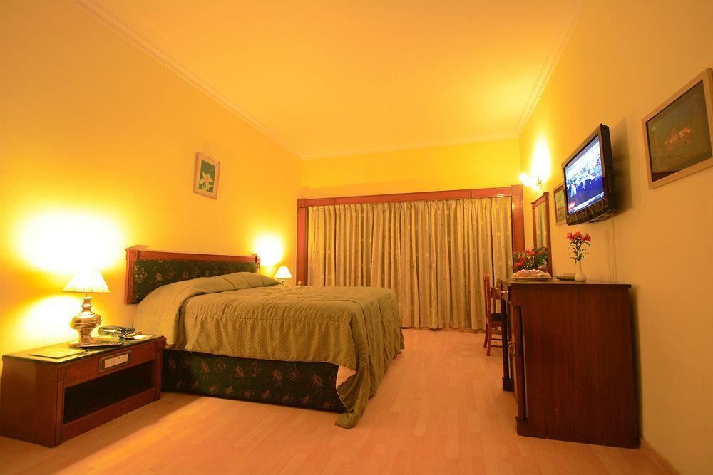 The Monarch Hotel Ooty