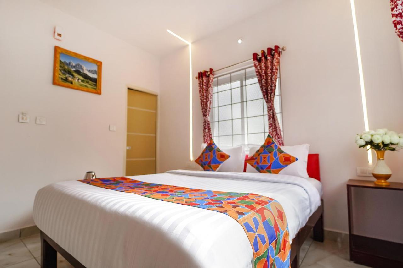 Fabhotel Season's Hotel 3*