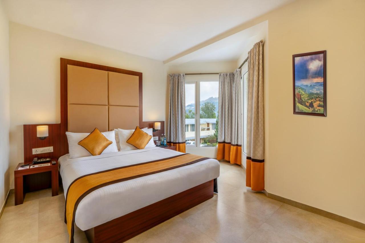 Sterling Fern Hill Ooty