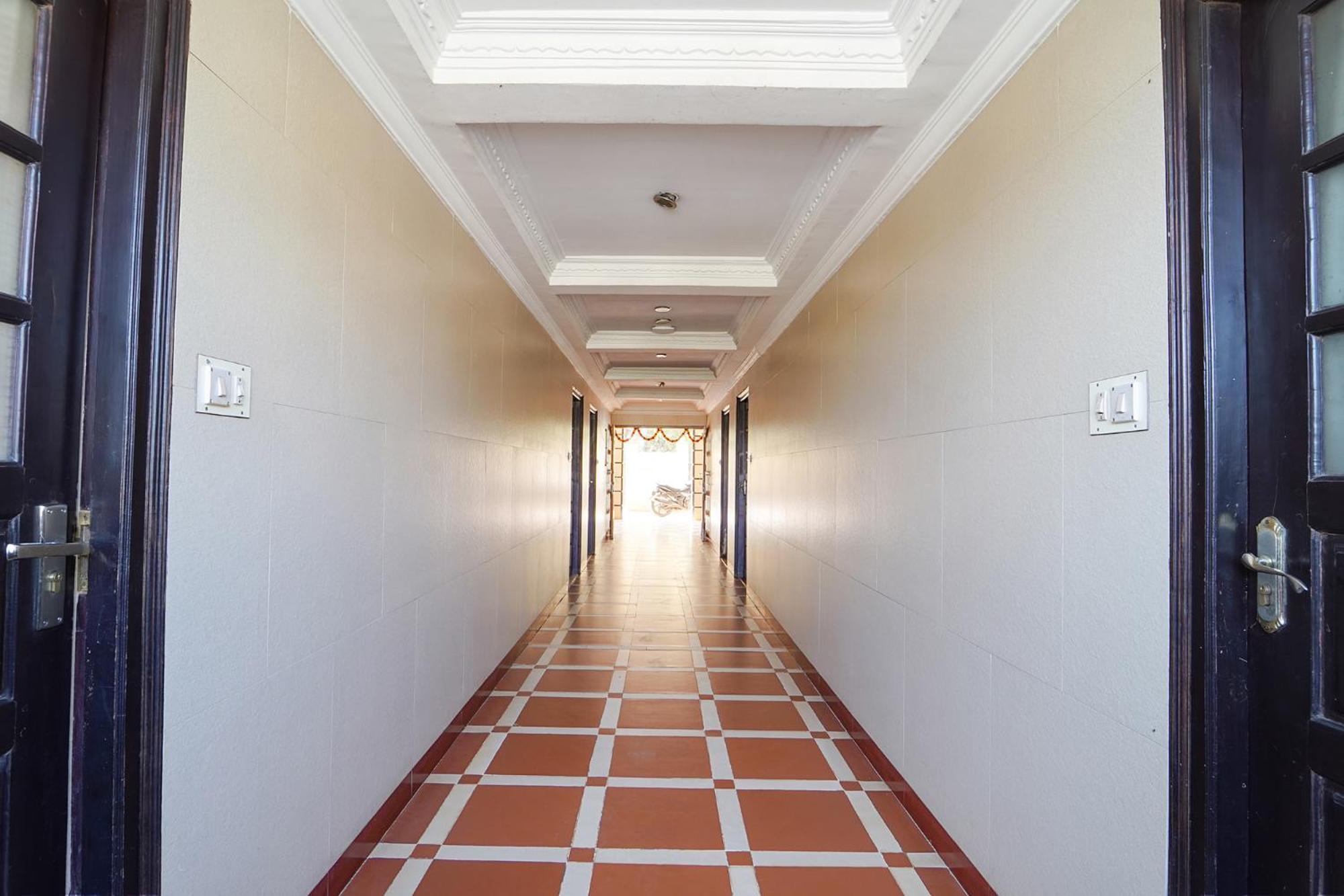 Hotel Fabhotel Mm Abode 3*