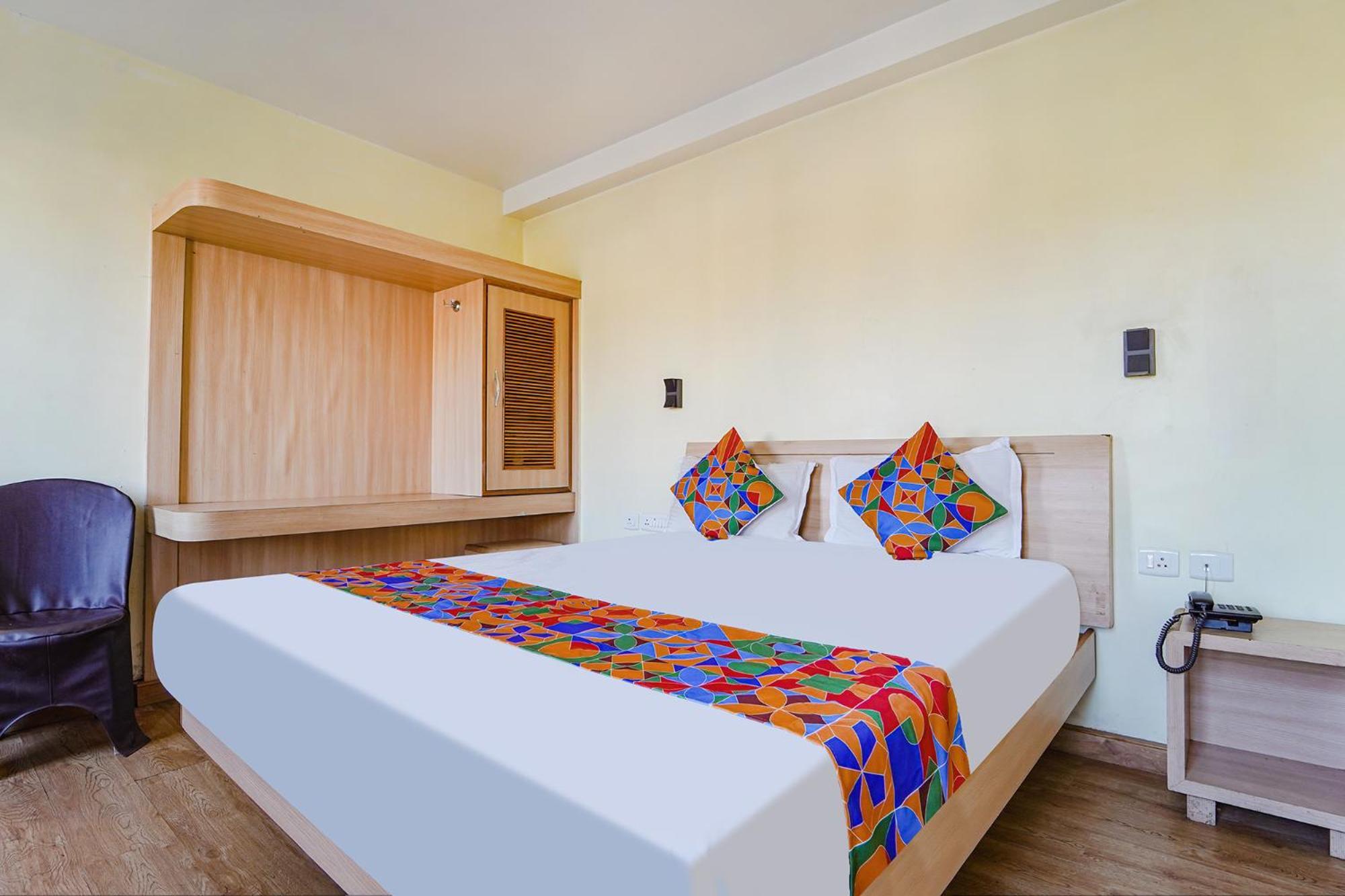 Fabhotel Mm Abode
